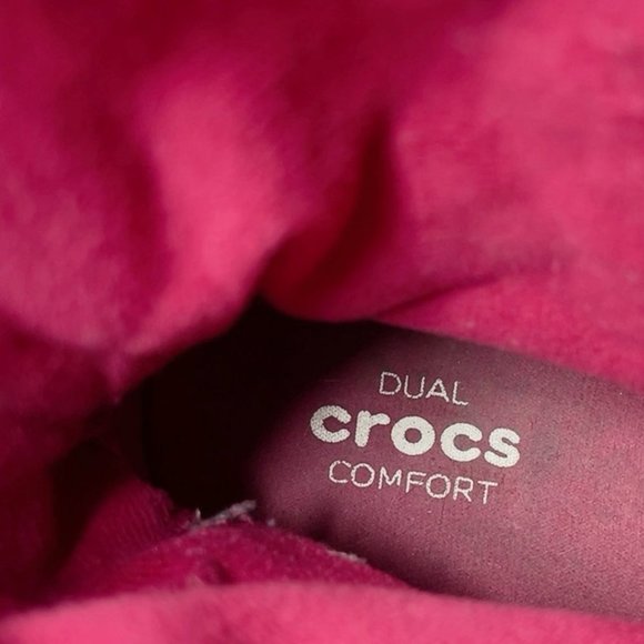 Crocs Lodge Point Lace-Up Snow Boots Women’s Faux Fur Trim Pomegranate - Picture 11 of 12